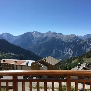 Alpe D'huez 4-5 Personnes Vue Imprenable Sur Les Montagnes, Skis Aux Pieds Huez